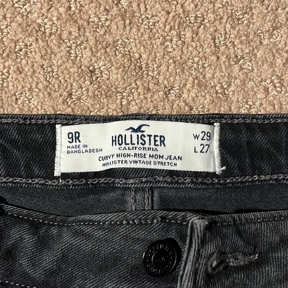Curvy High rise Mom jean. Size 9R W-29 L-27. - Picture 2 of 5